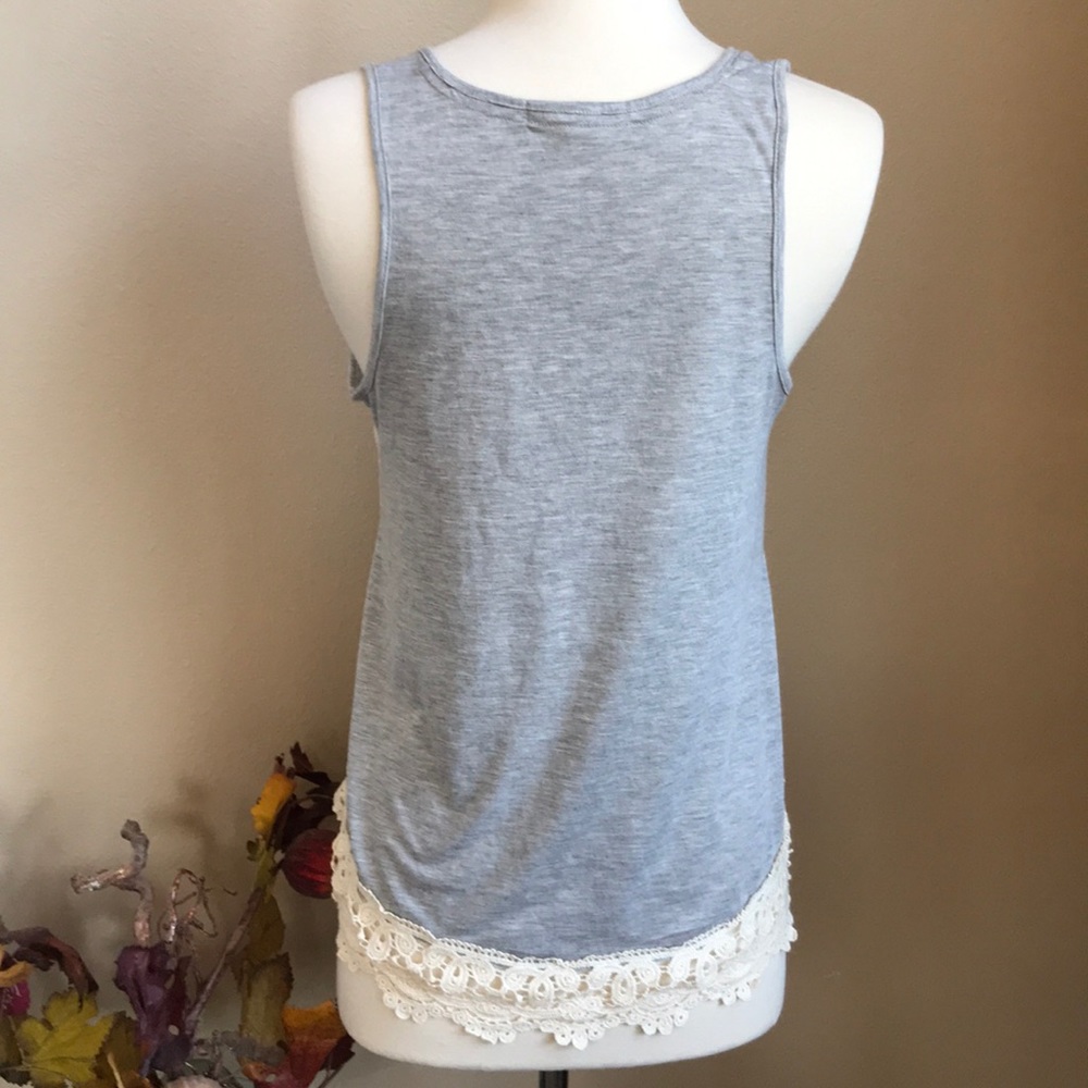 Hint of Mint Tank Top. - Picture 2 of 4